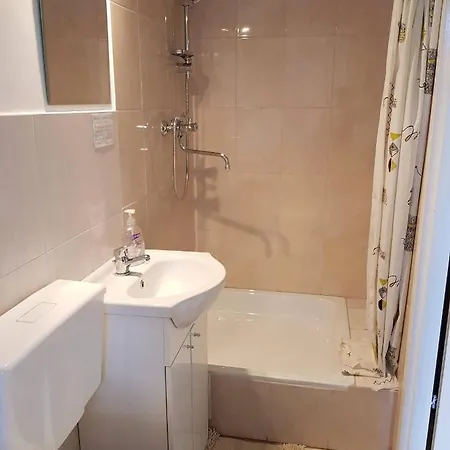 Ferienwohnung Jasmin Budry Exterior foto