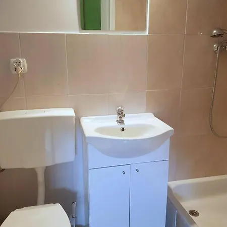 Ferienwohnung Jasmin Budry Exterior foto